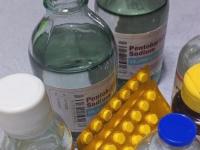 cianid, Nembutal, opioidok, Farxiga, Botox, Trazadon, Fentanil, Metadon, Consentyx tollak, Naproxen, Viagra, Otezla, Mefedron, Tramadol, Biskorycin Ofcipene, Ciplox