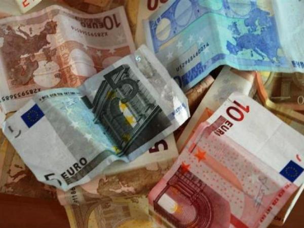 kínálnak hiteleket az egyének közötti súlyos és gyorsan