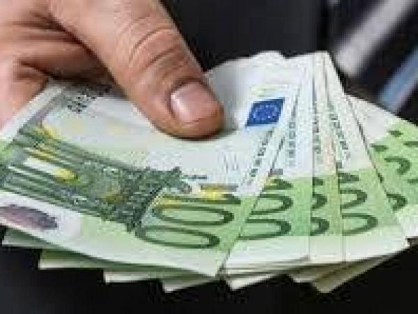 Hitel ajánlat között, különösen súlyos