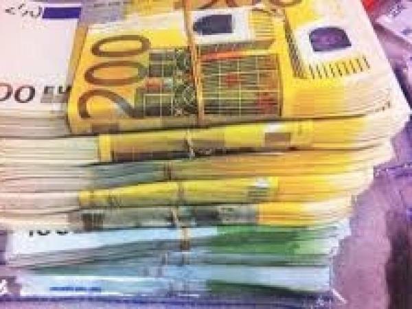 kínálnak hiteleket között különösen