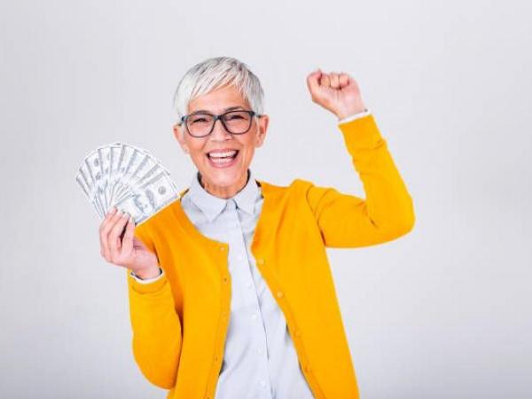 Súlyos kölcsönkínálat az egyének között 72 órán belül