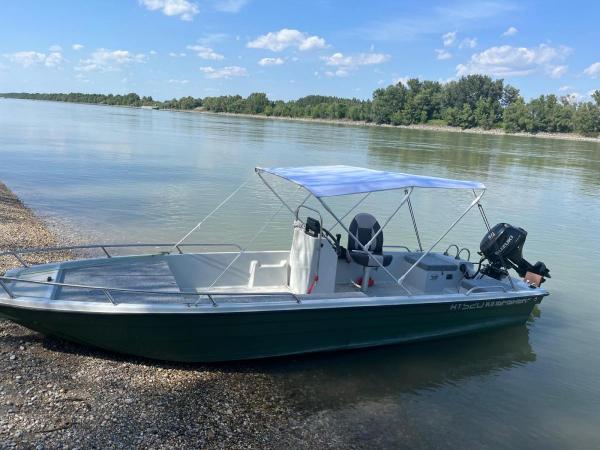 HY 520 Kingfisher + Suzuki DF20ATL 2022 + Lowrance Hook 9TS – hibátlan