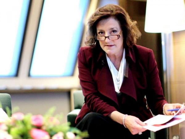 Súlyos kölcsönkínálat az egyének között 72 órán belül