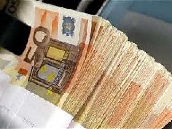 SÜRGŐS HITELEK