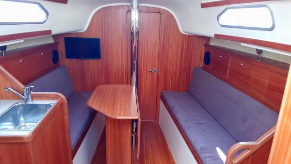 Dolphin 28-as vitorlás eladó