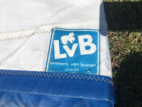 LvB holland Genua vitorla 854x450x890 Bavaria 30+