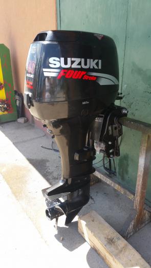 Suzuki 40 LE kétütemű külmotor