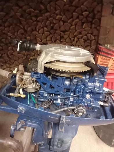 Eladó evinrude csónakmotor 