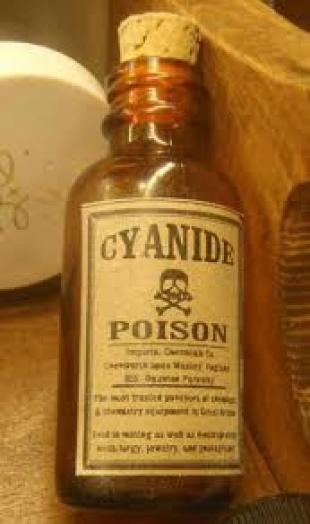 cianid, Nembutal, opioidok, Farxiga, Botox, Trazadon, Fentanil, Metadon, Consentyx tollak, Naproxen, Viagra, Otezla, Mefedron, Tramadol, Biskorycin Ofcipene, Ciplox