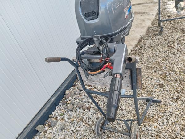 Yamaha 25 Le 4 ütemű rövidcsizmás csónakmotor önindítós!