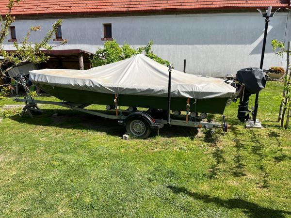 HY 520 Kingfisher + Suzuki DF20ATL 2022 + Lowrance Hook 9TS – hibátlan