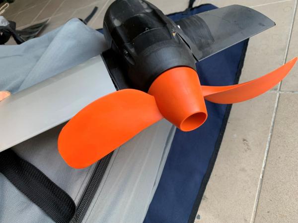 Új Kolibri gumicsónak új Torqeedo elektromos motorral