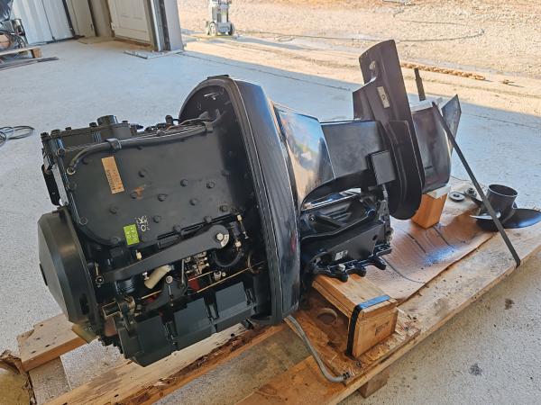 Mercury Marine Power 115 Le csónakmotor