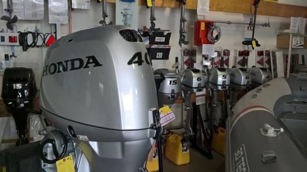 Selling New/Used Outboard Motor engine,Trailers,Minn Kota,Humminbird,Garmin